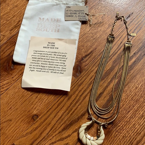 Made in the Deep South Necklace - Picture 6 of 8